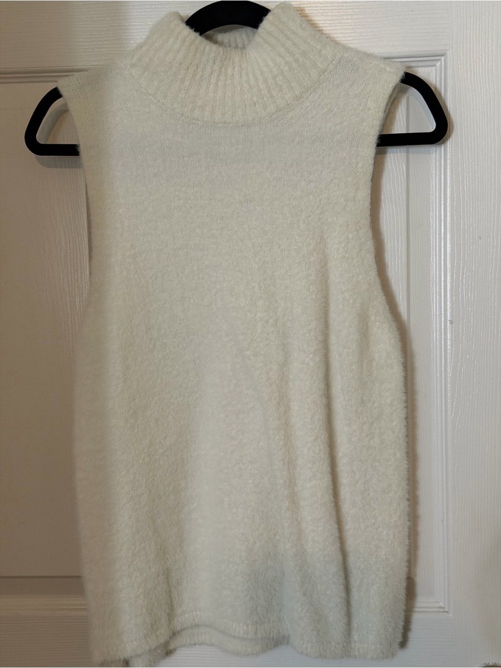 Express Cream Sleeveless Turtleneck Sweater Vest
